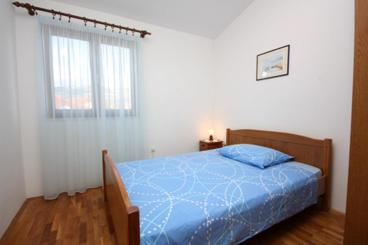 Apartments With A Parking Space Kastel Stafilic, Kastela - 5219 Exterior foto